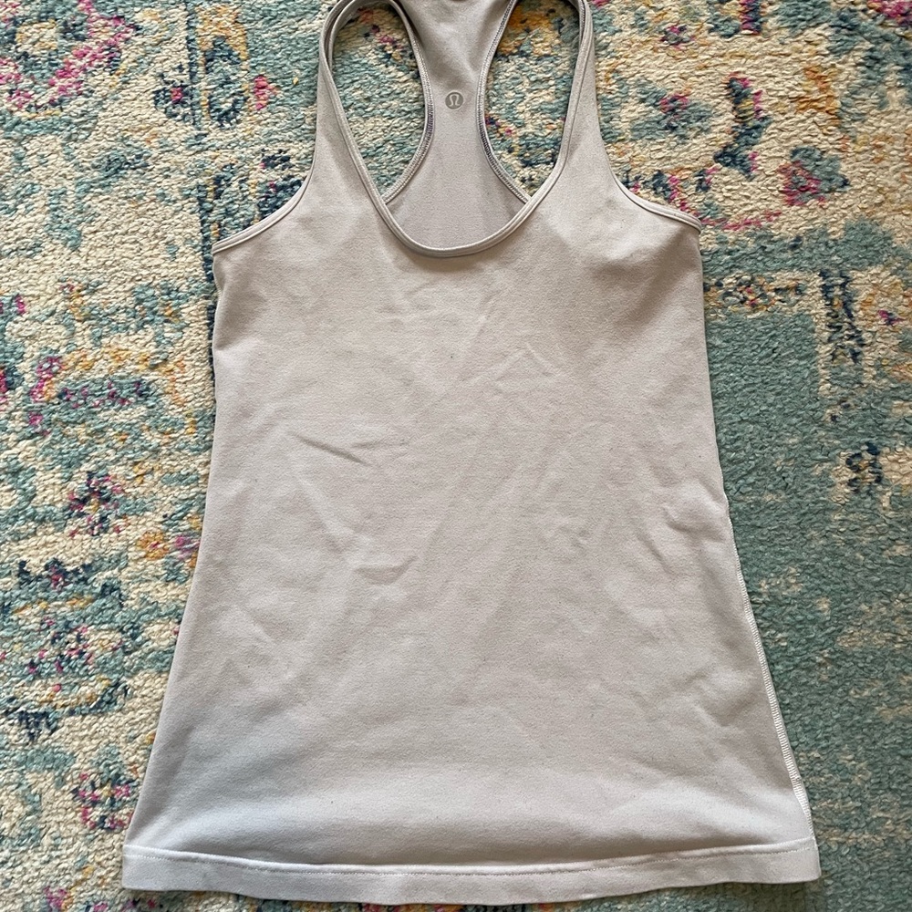 Lululemon tank size 10